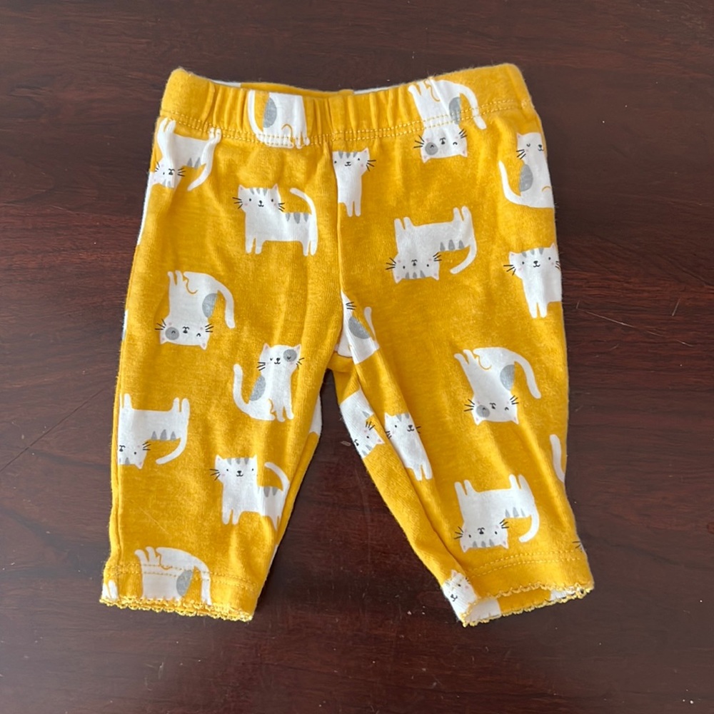 Newborn pants 👶🏻